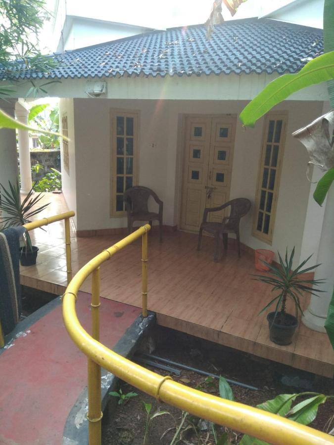 Janhvi Cottage Варкала Екстериор снимка